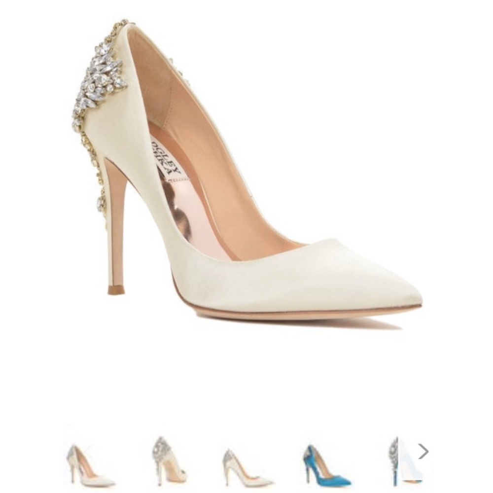 Badgley Mischka Pointed Toe Heels